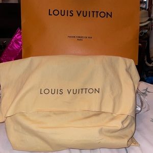 LOUIS VUITTON Amarante Monogram Vernis Brentwood Bag New With Tag NEVER TOUCHED!